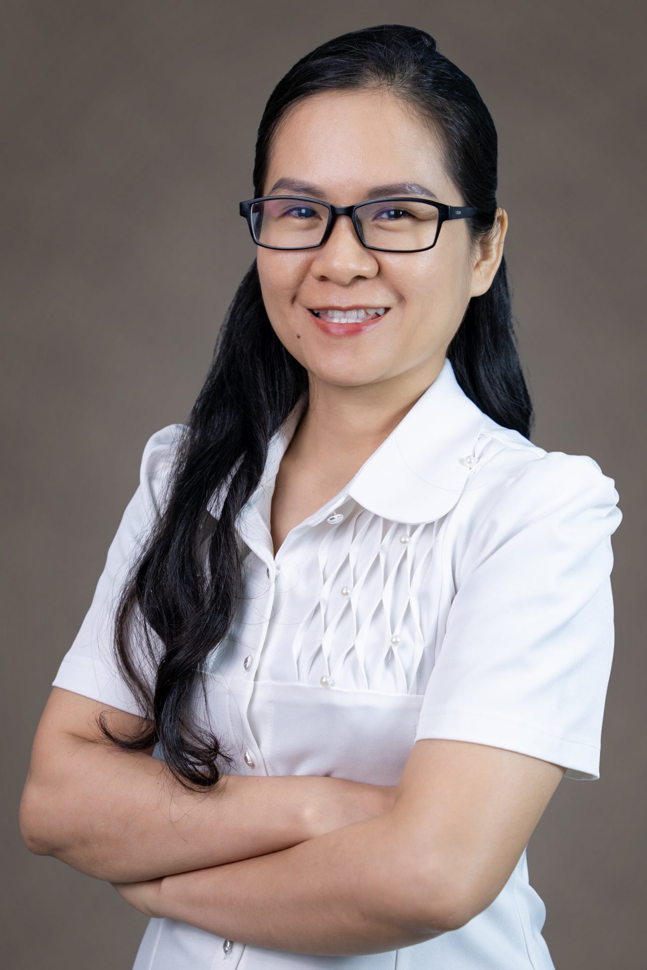 Ms. Phạm Hồ Hoàng Điệp