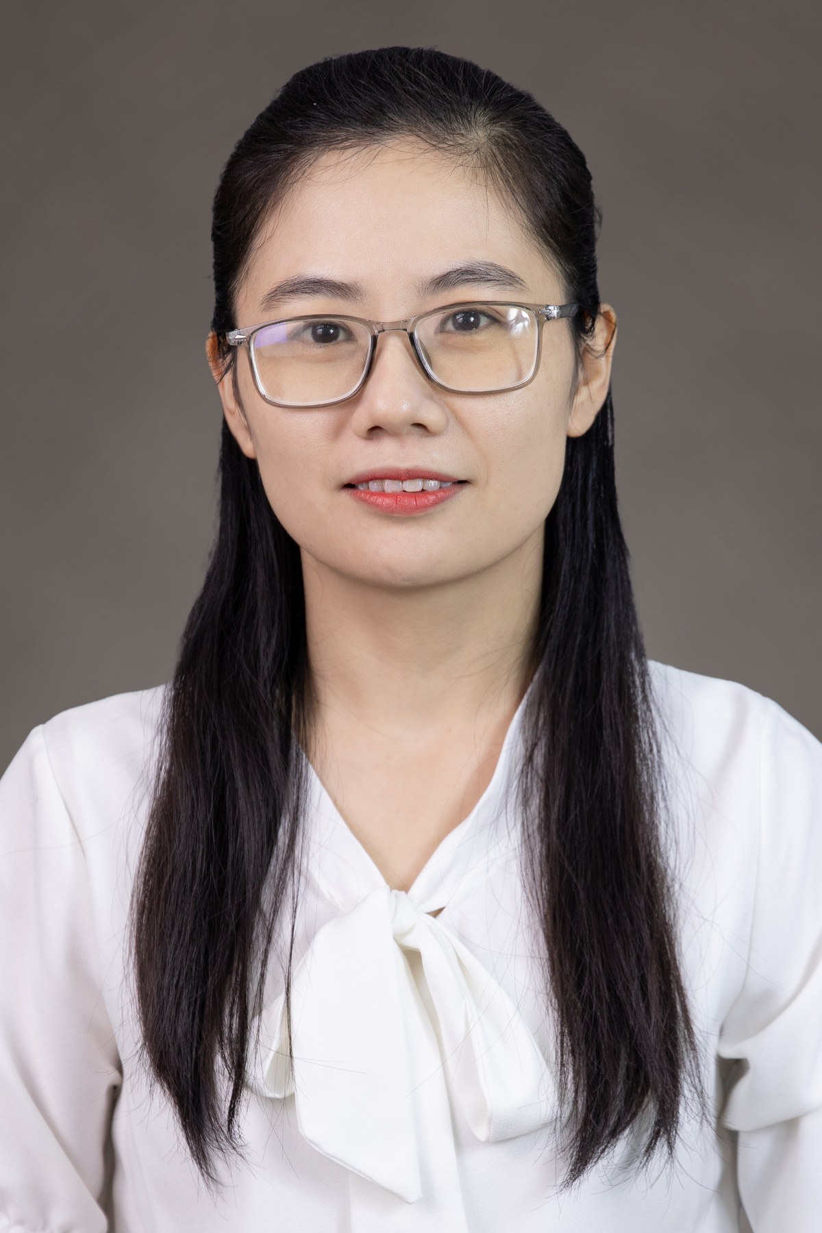 Ms. Bùi Thị Trang