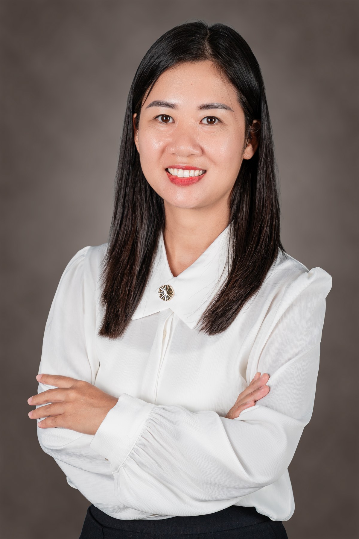 Ms. Nguyễn Thị Thu Hoài