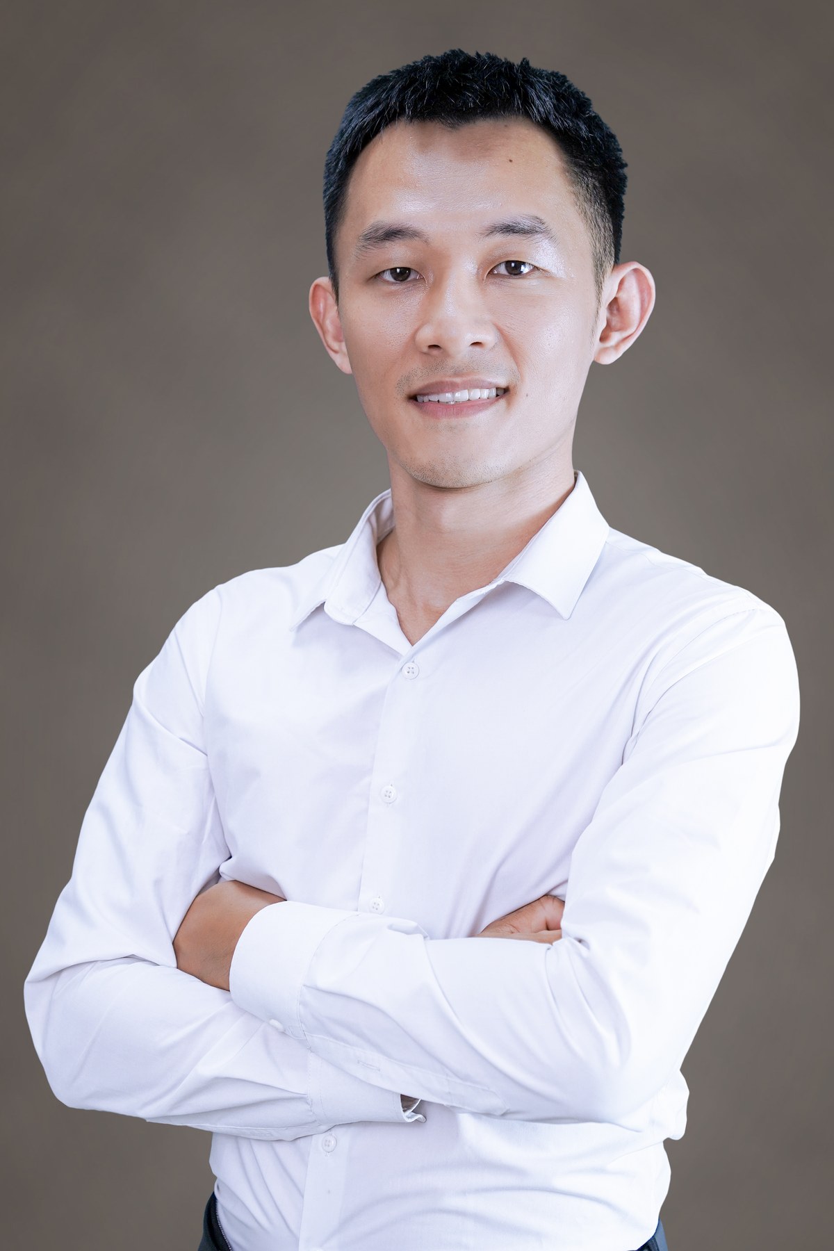Mr. Lê Khánh