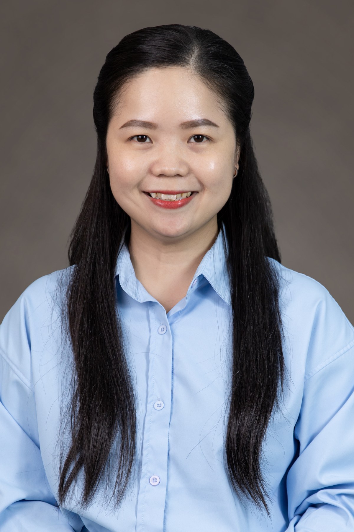 Ms. Văn Thị Hải Yến