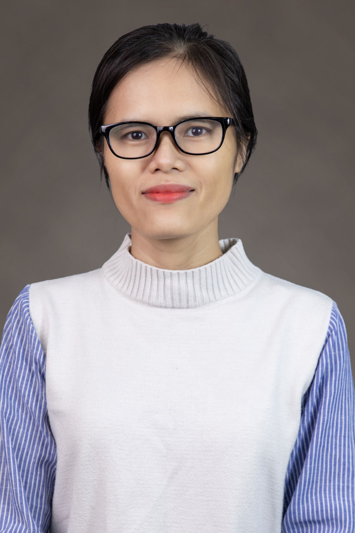 Ms. Mai Thị Dung